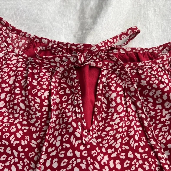 Lightweight Long Sleeve Loose Boho Red & White Floral Blouse Size M - Picture 6 of 8